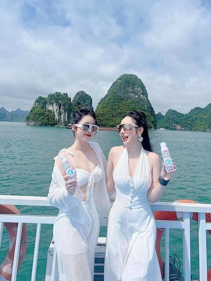 COMBO 2 CHAI XỊT CHỐNG NẮNG 2!LADY MAGIC SKIN