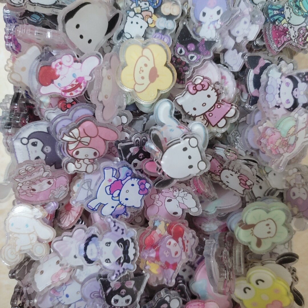 Set Charm thẻ nhân vật sanrio
