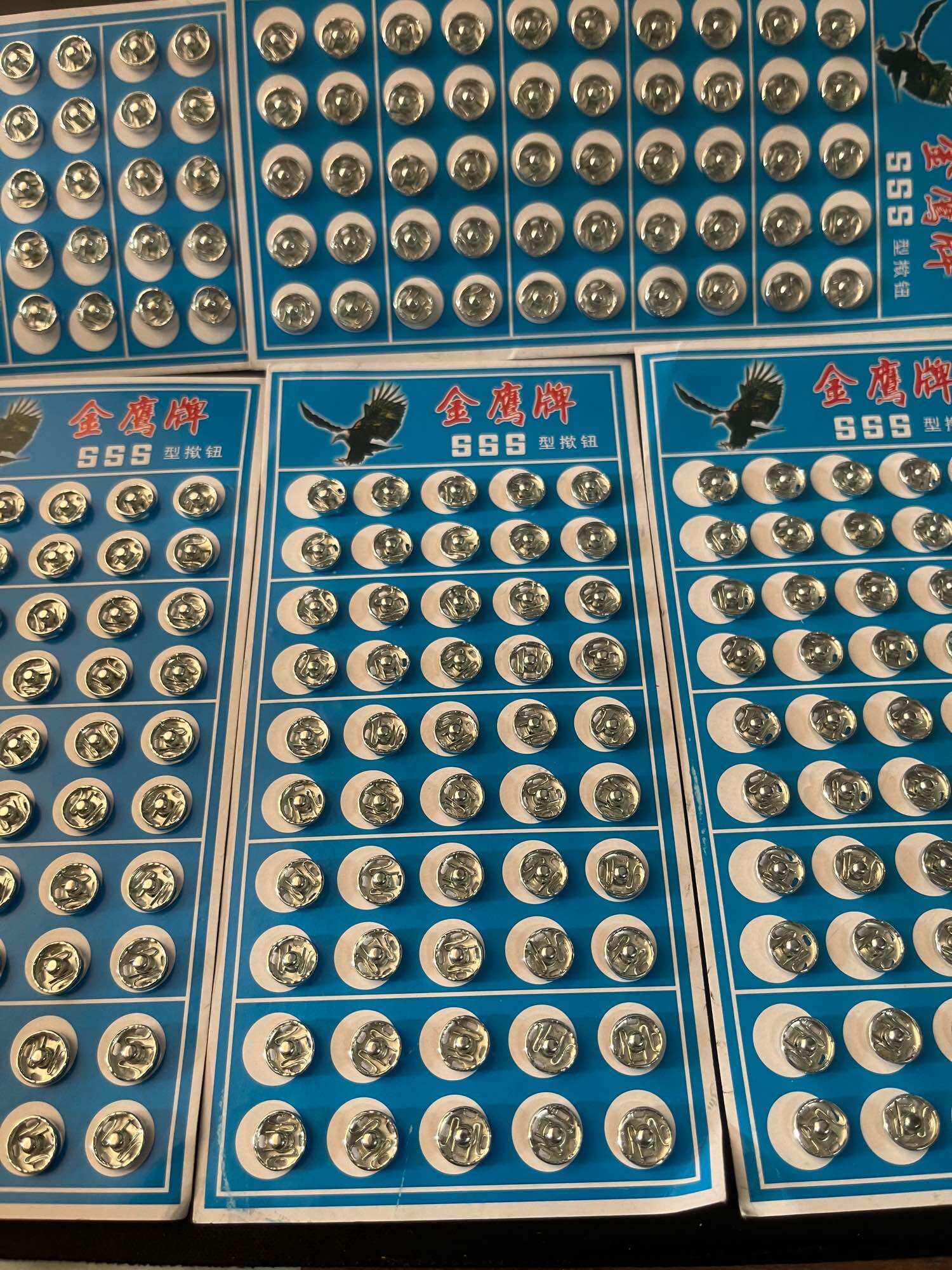 Cúc bấm mini vỉ 50 cúc