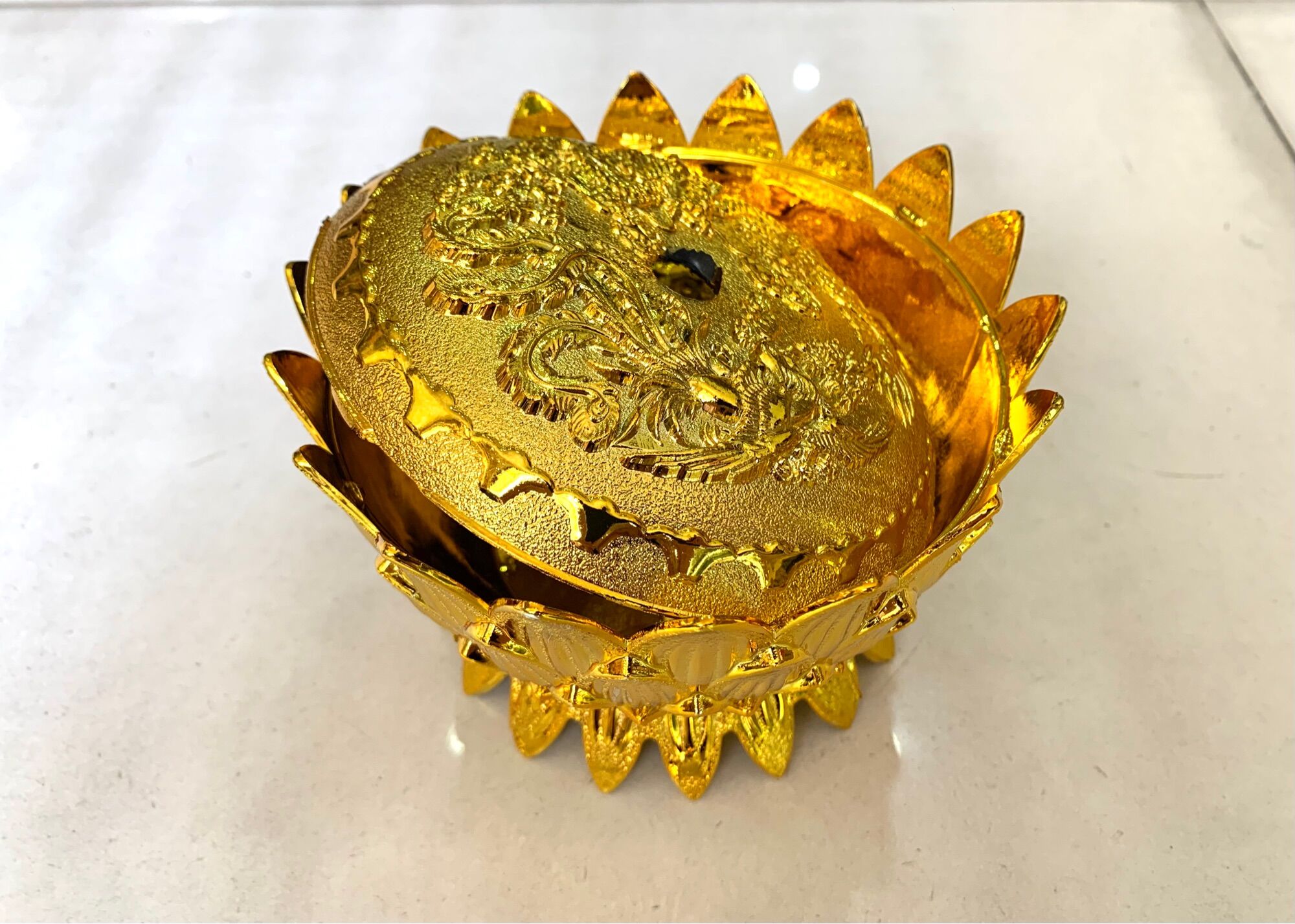 Lotus-Shaped Gold Bar