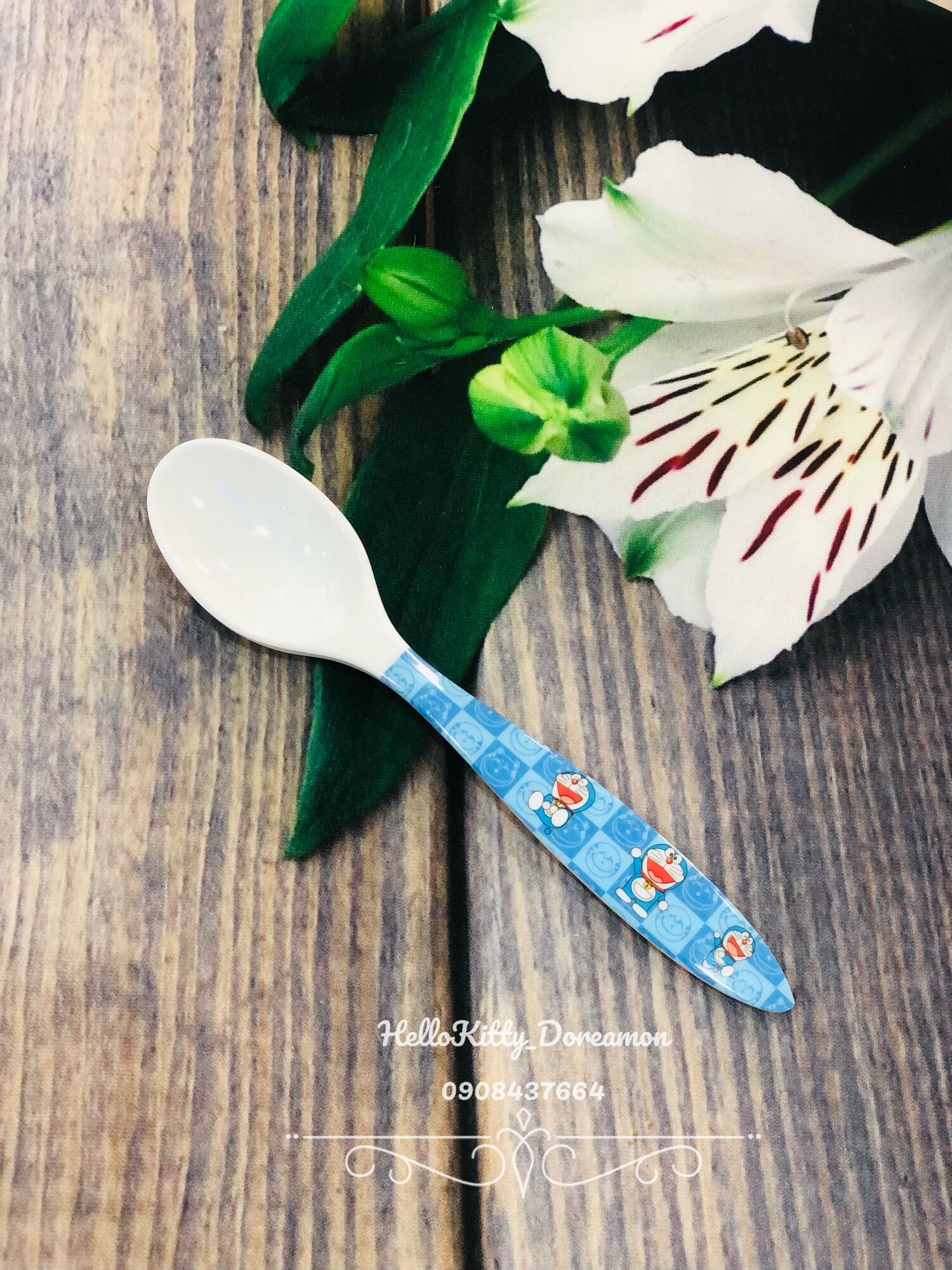 Muỗng nhỏ 8cm HelloKitty Doreamon