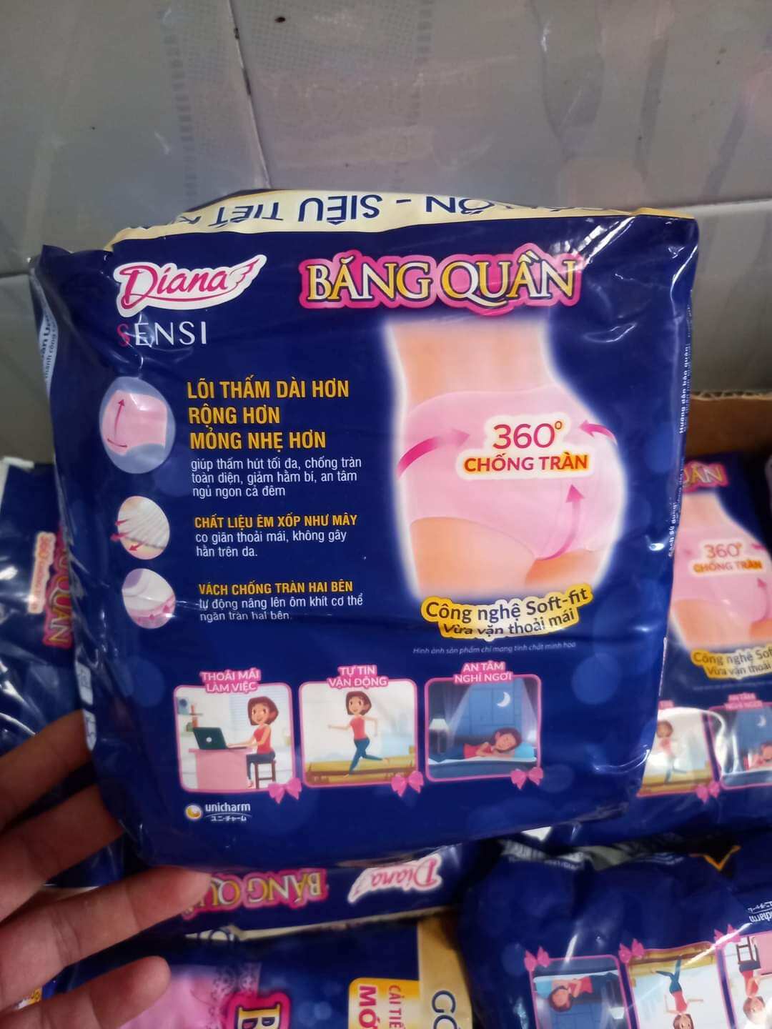 Băng vệ sinh dạng quần diana gói 5 miếng