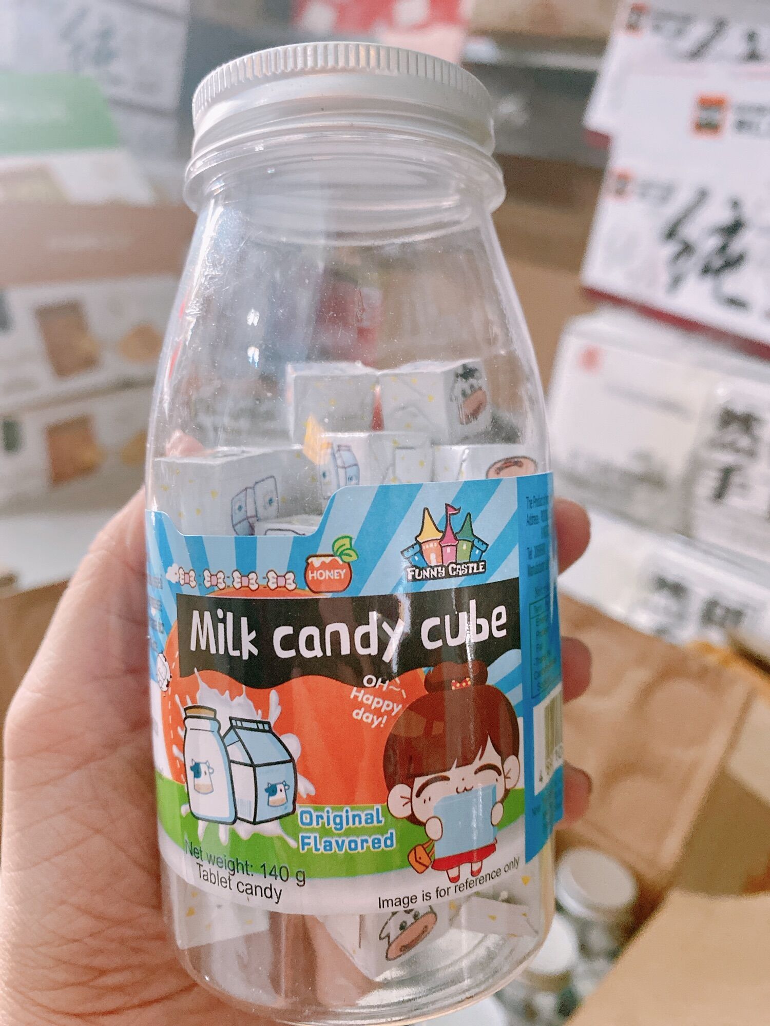 Kẹo sữa bò cube lọ 140gam