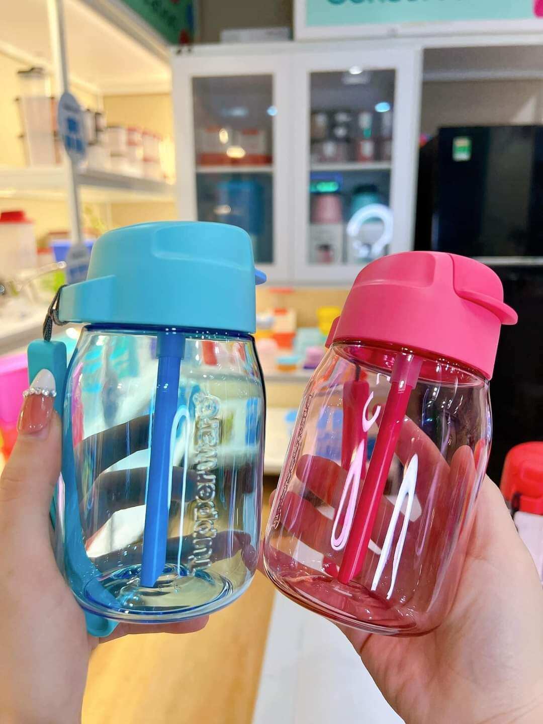 Bình Nước Cho Bé Mini Lohas With Straw 350ml Tupperware Có Ống Hút