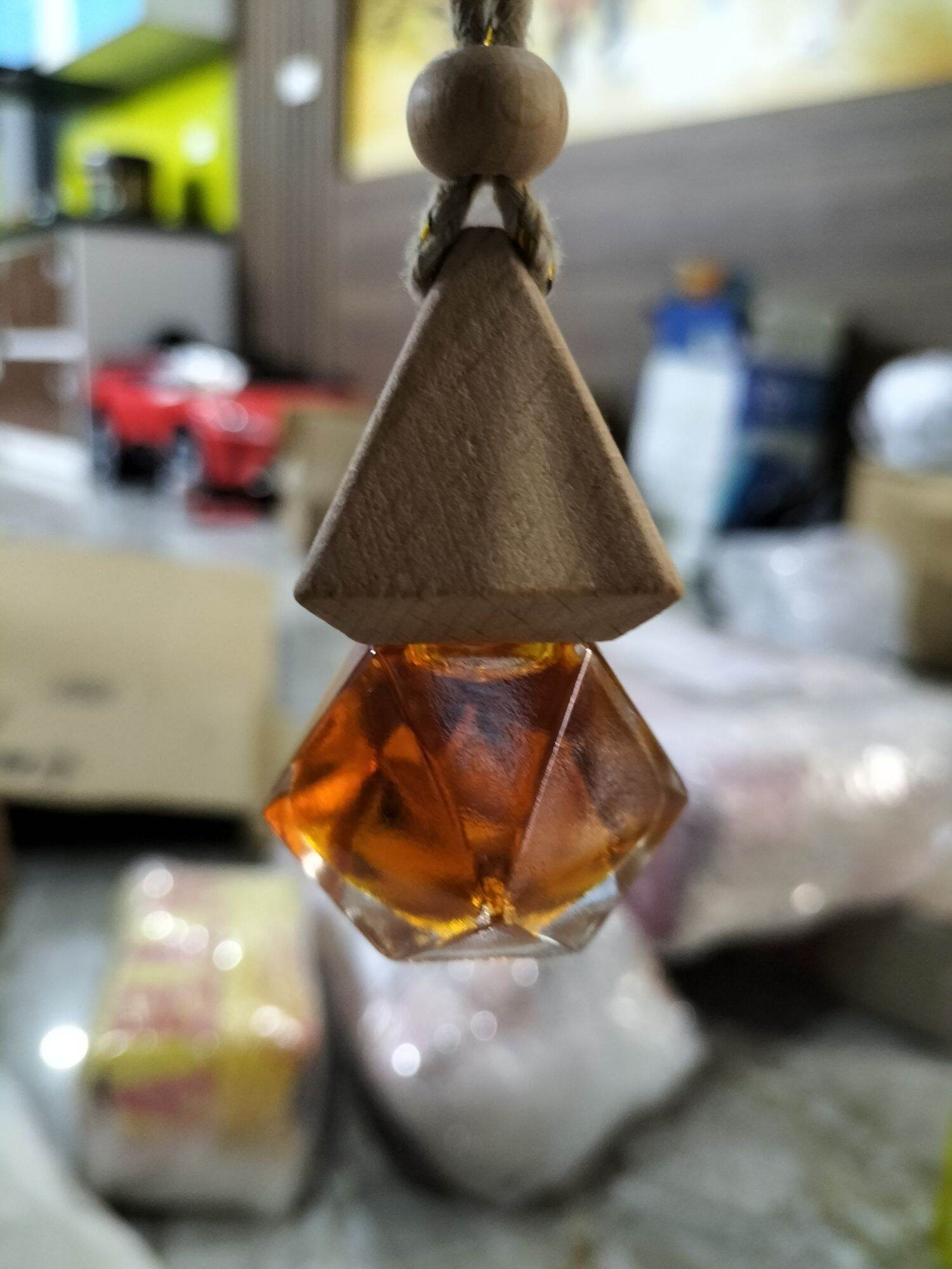treo xe tinh dầu hoa nhài cực thơm