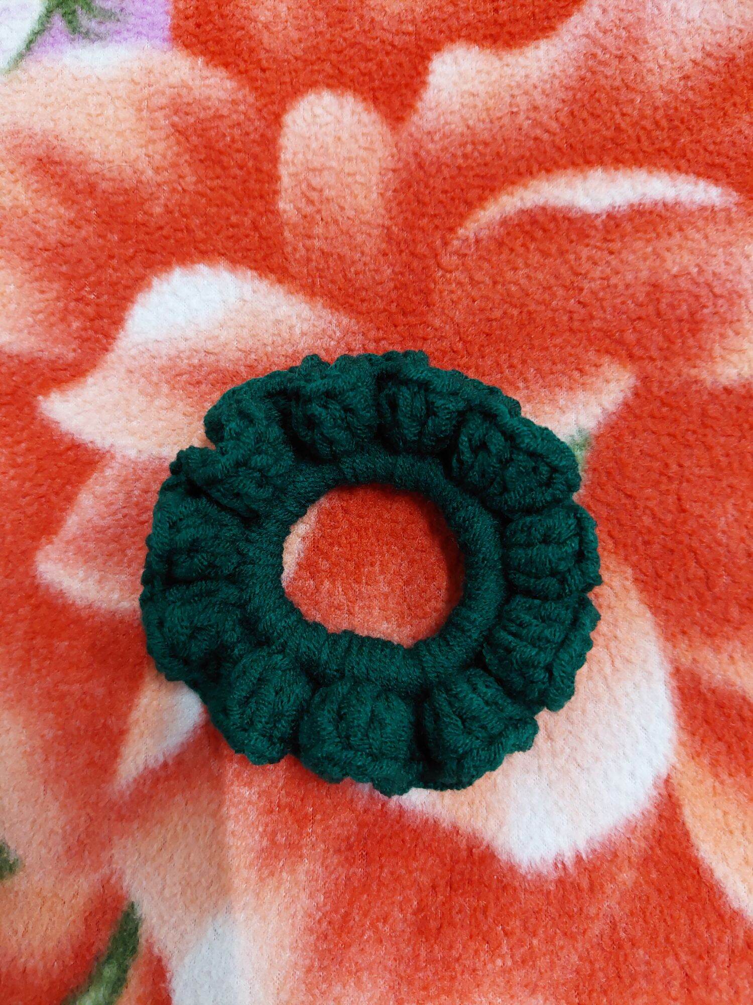 chun cột tóc bằng len móc tay handmade