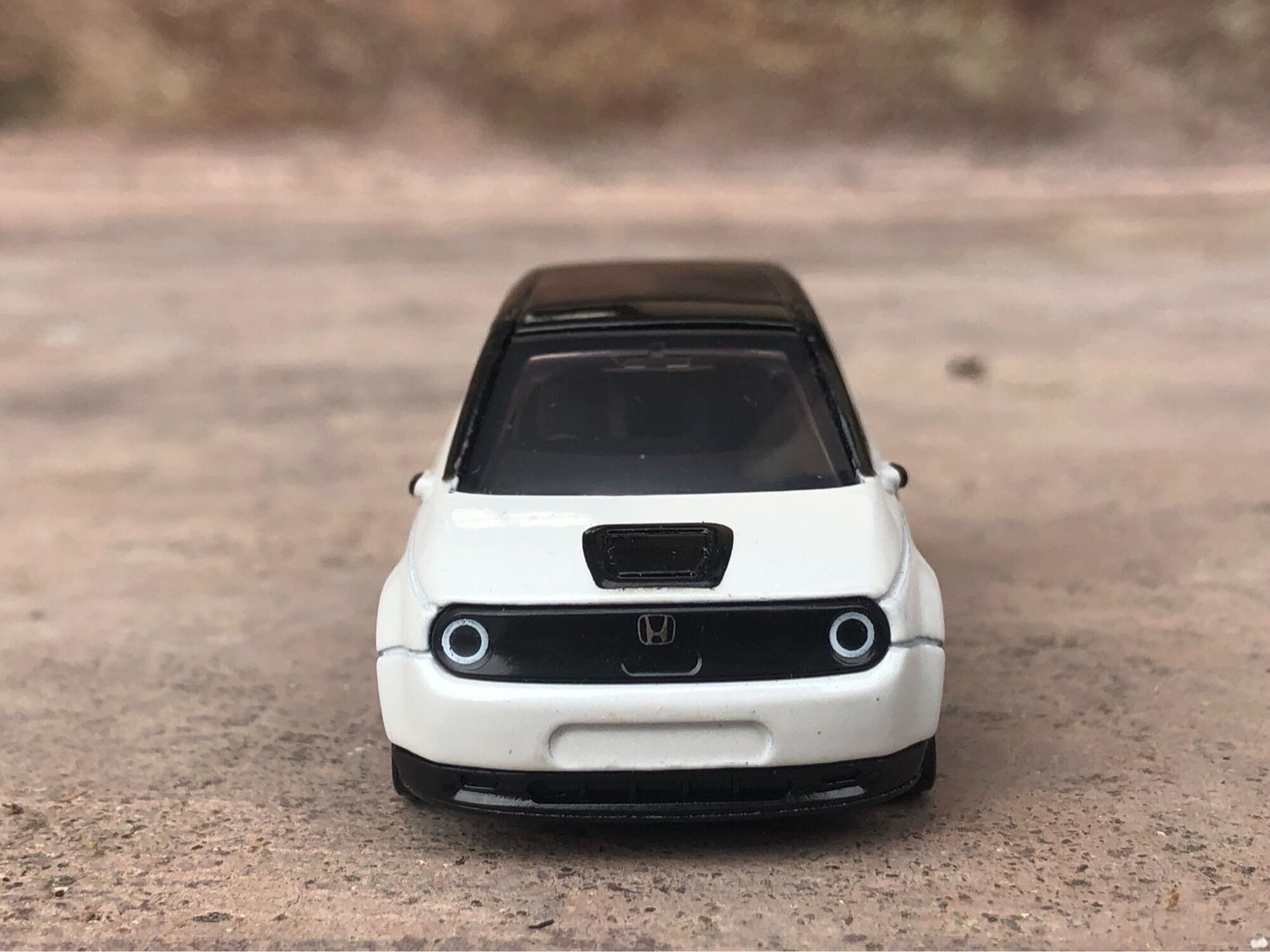 Xe Mô Hình TOMICA 1:64