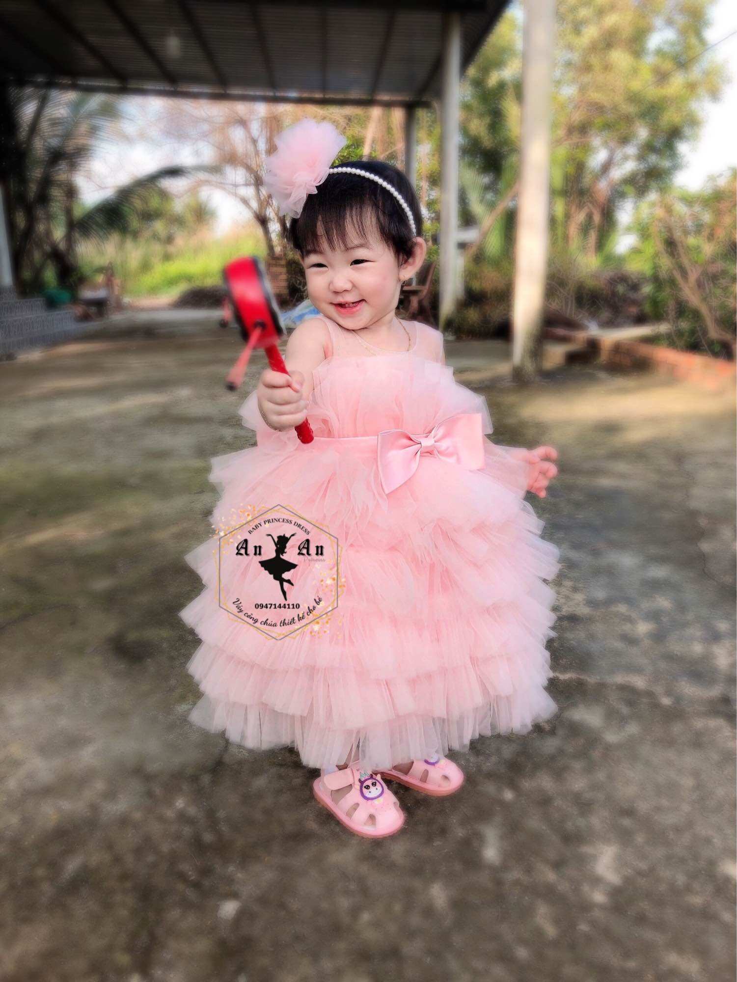 Đầm tầng thiết kế váy công chúa màu xinh đáng yêu cho bé