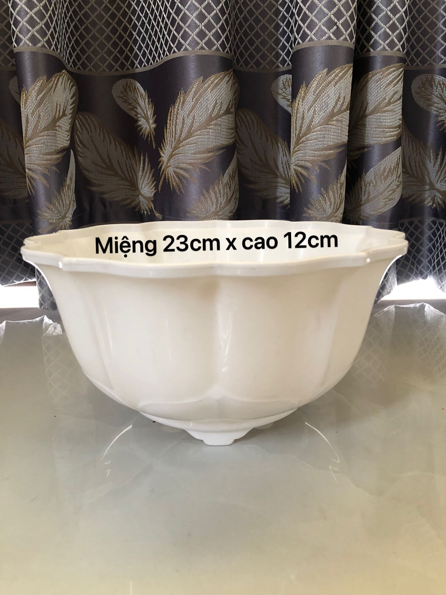 Chậu nhựa trồng cây 5 cái Hoa Sen Nhỏ màu trắng dày dặn