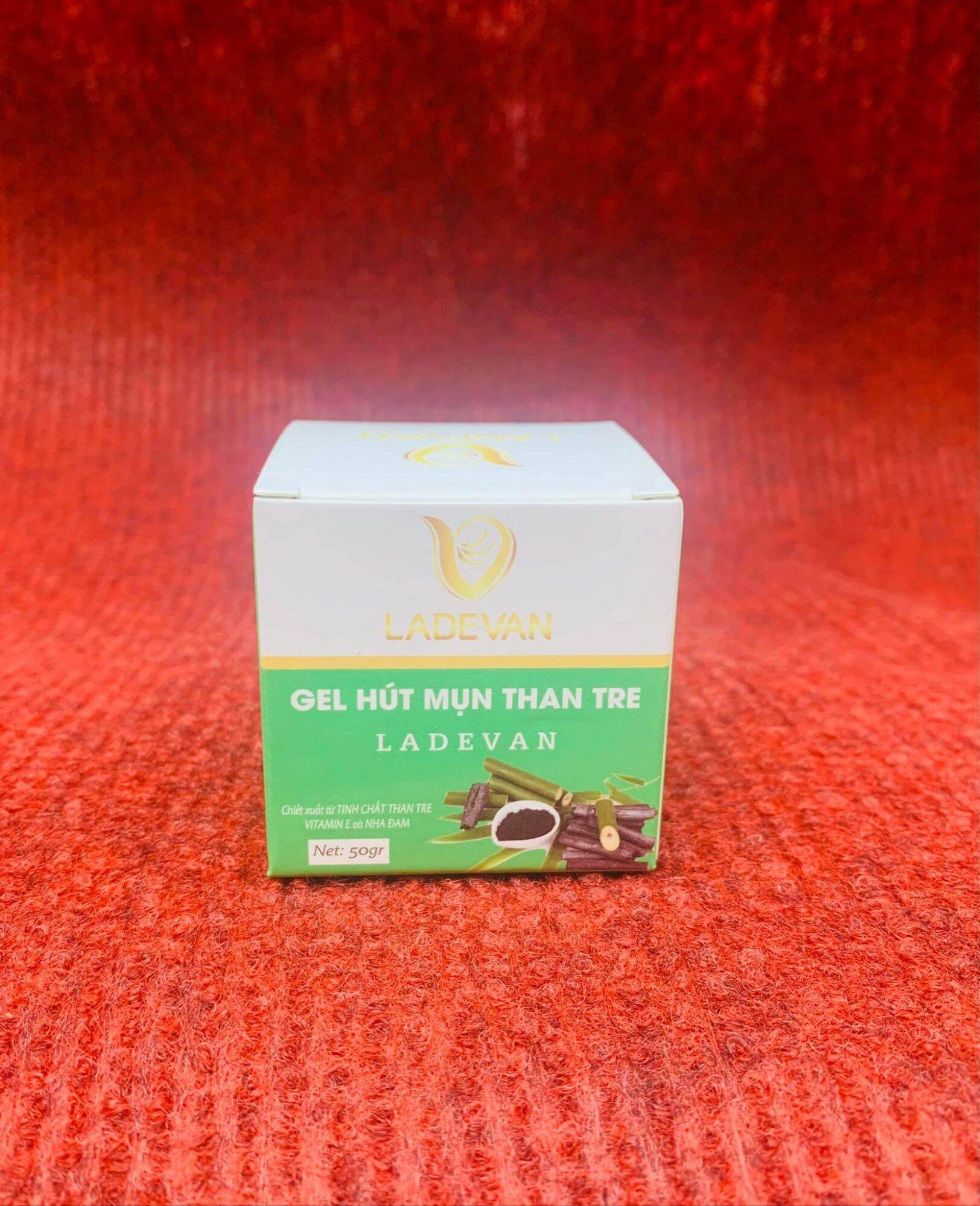 Gel hút mụn than tre Ladevan