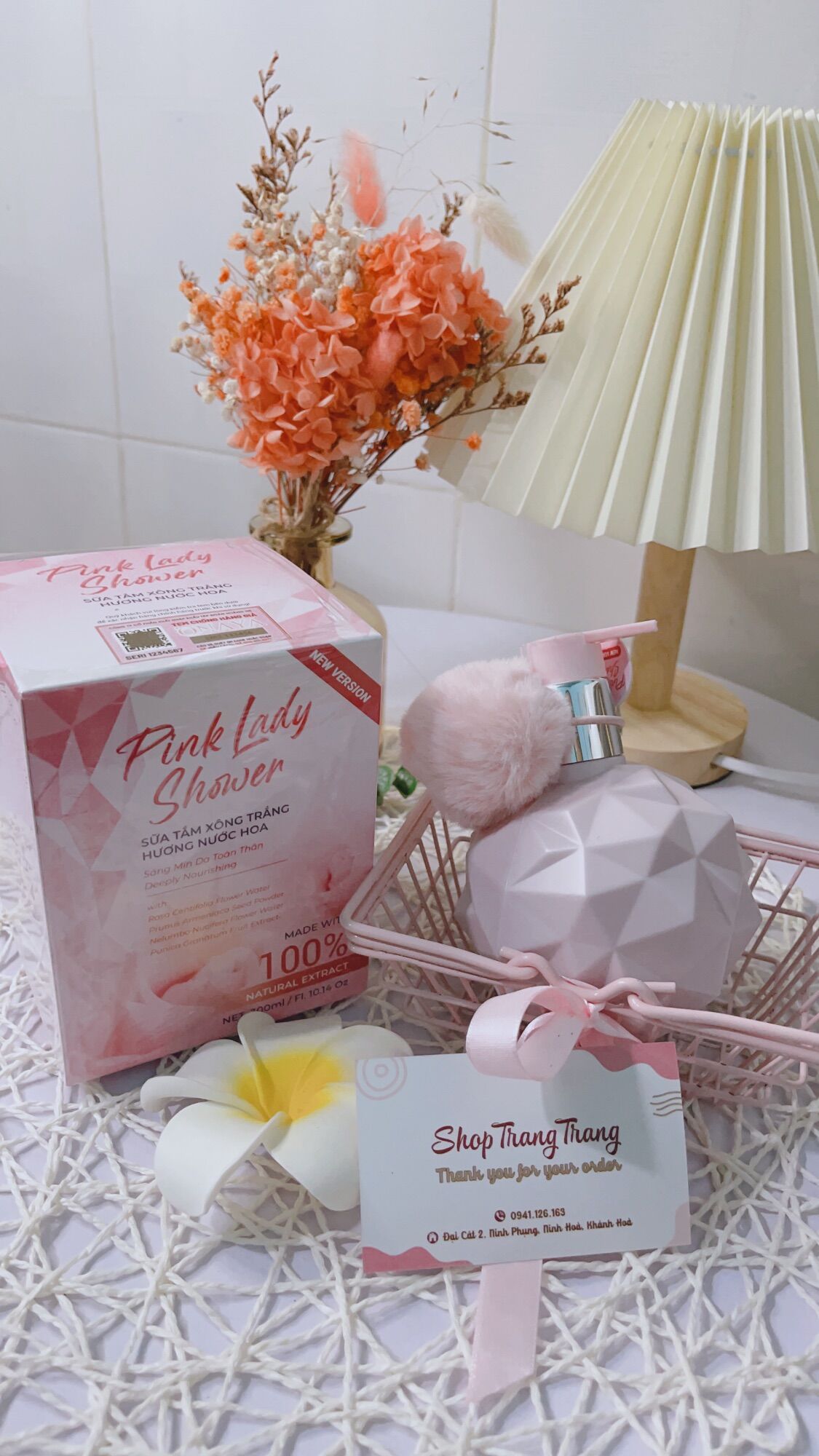 Sữa tắm xông trắng pink lady