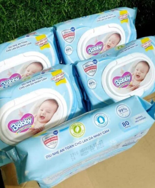 5 GÓI KHĂN ƯỚT BOBBY KHÔNG MÙI GÓI 80 MIẾNG