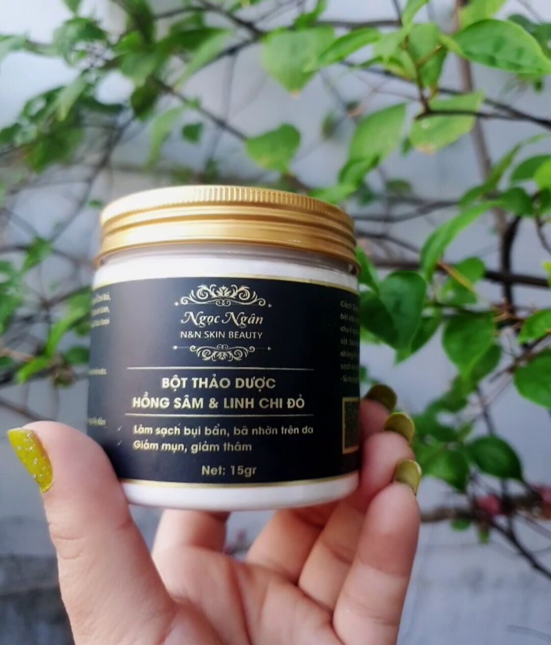 BỘT RỬA MẶT THẢO DƯỢC HỒNG SÂM ( làm sạch, sáng da, mờ thâm nám , giảm mụn , mịn và căng bóng da)