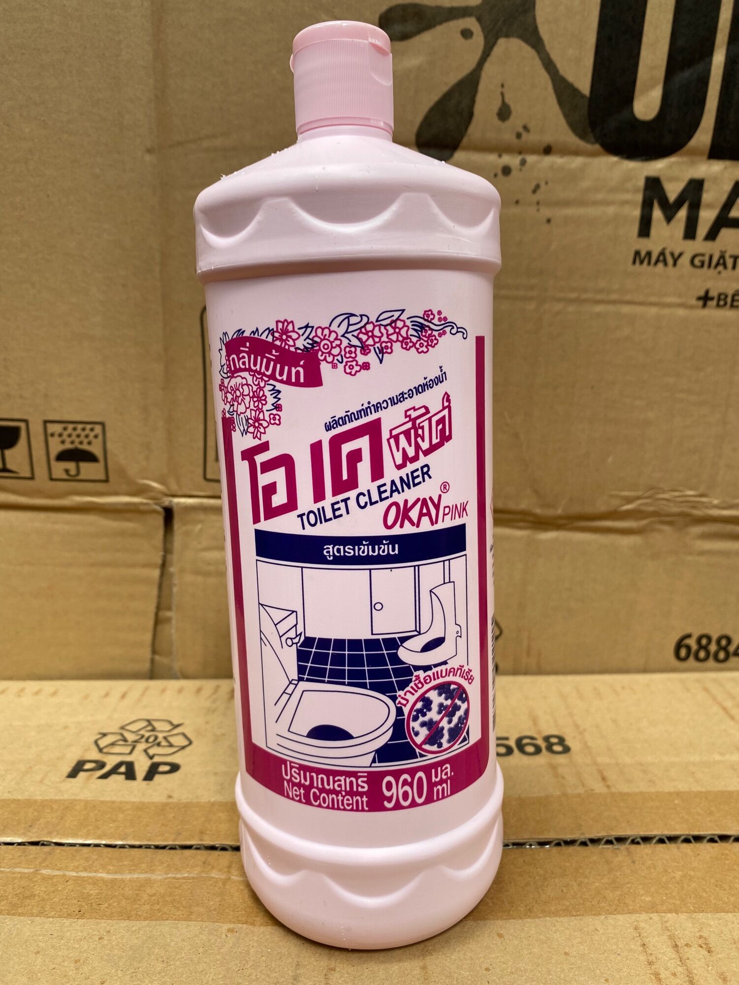 Nước Tẩy bổn cầu thái okay 960ml