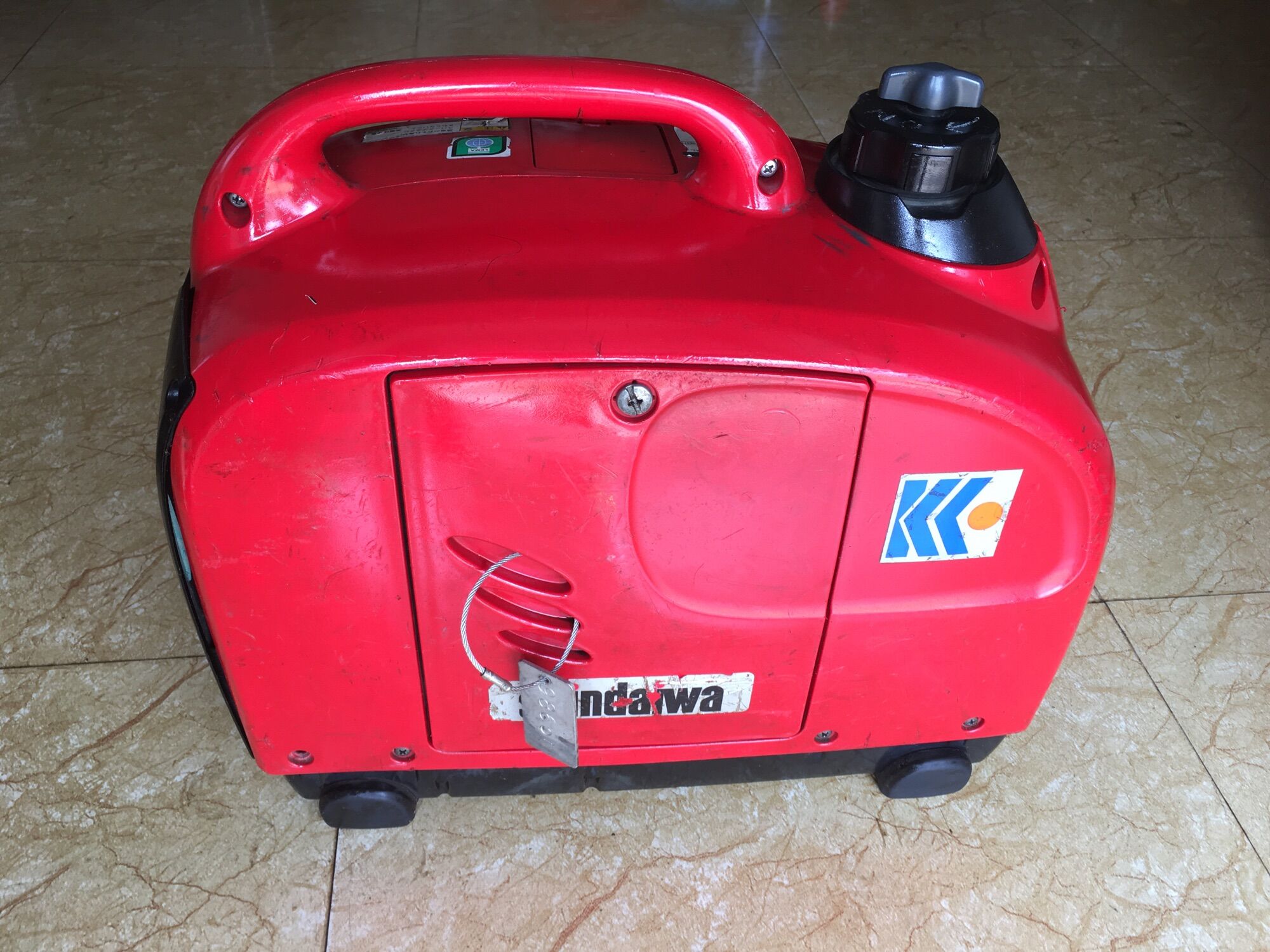 Máy phát điện inverter Shindaiwa IEG900M