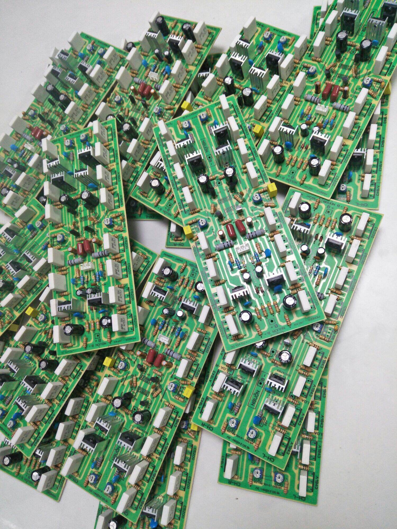 Bo mạch công suất 16 sò 2 kênh, 2u