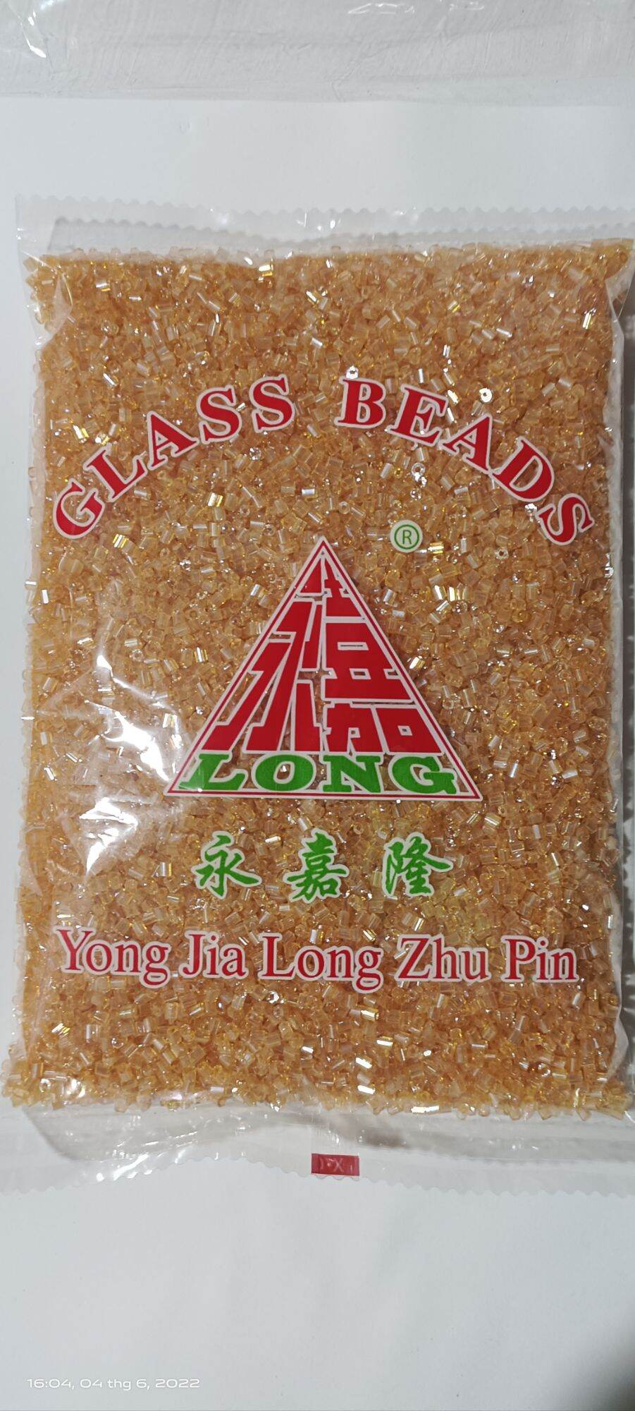 Hạt cườm đính áo