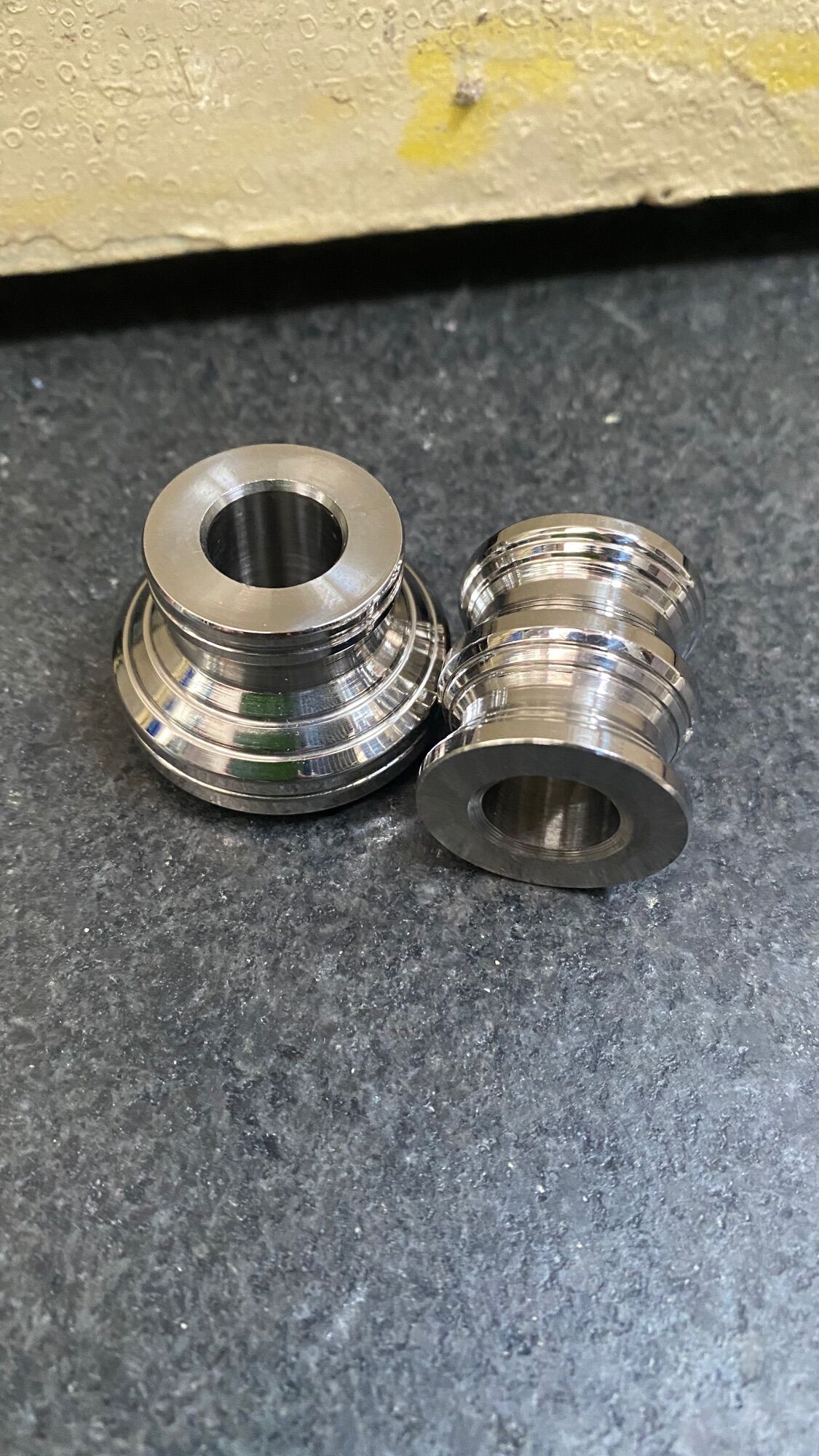 bộ 2 cục canh đùm inox 304 xe wave dream ( 25x25mm)