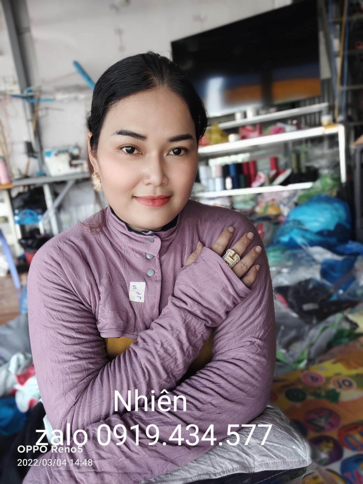 Tay áo ủ kem 📌 2 lớp may lộn rất kỹ 📌 mặc được 2 bề📌