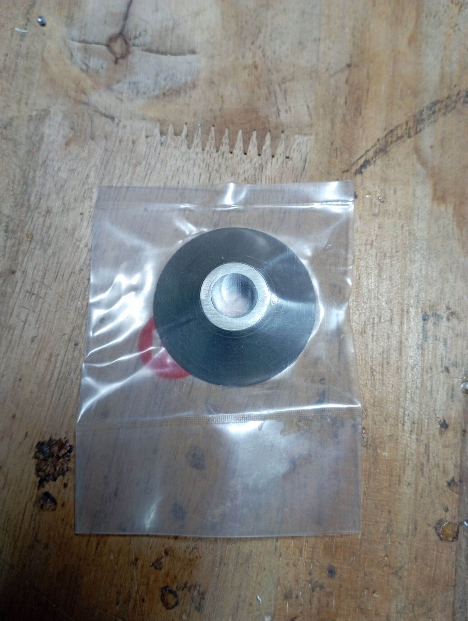 Dao cắt gót  da, dao xén gót da , dao tỉa biên.