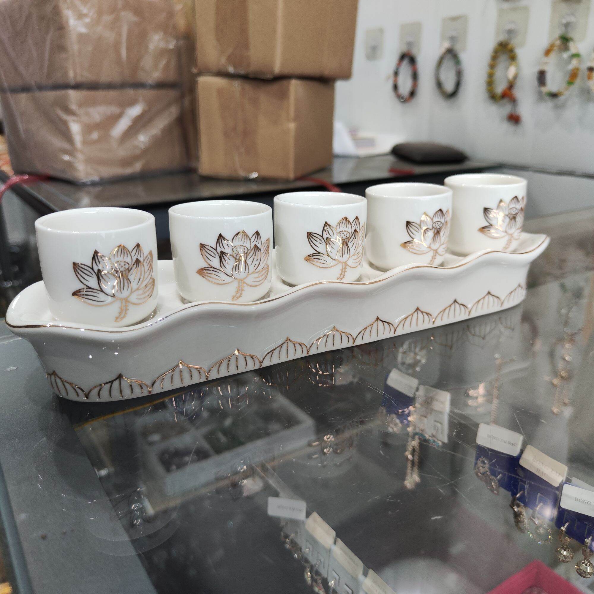 Bộ Áng 5 Ly Nước Thờ Cúng Bạch Ngọc Sen Trắng