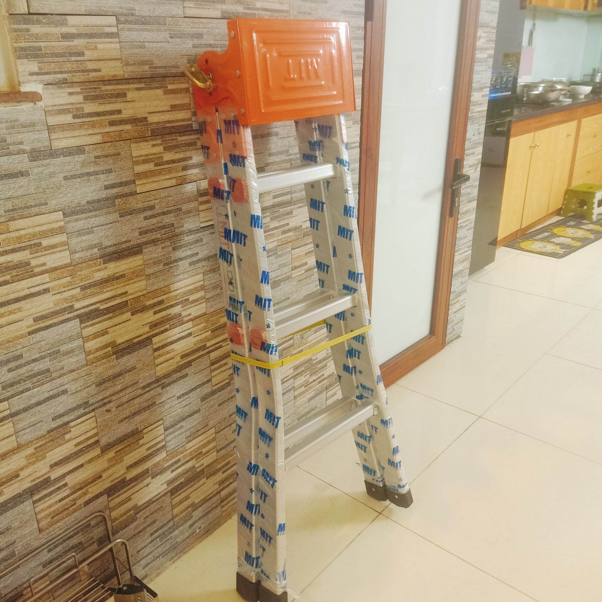 Thang nhôm chữ A cao 1,2m