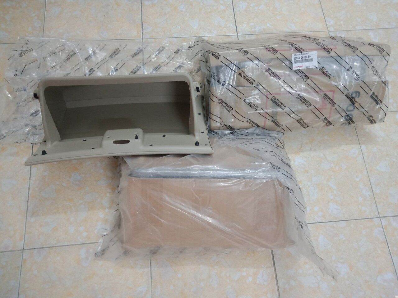 cốp đựng đồ innova