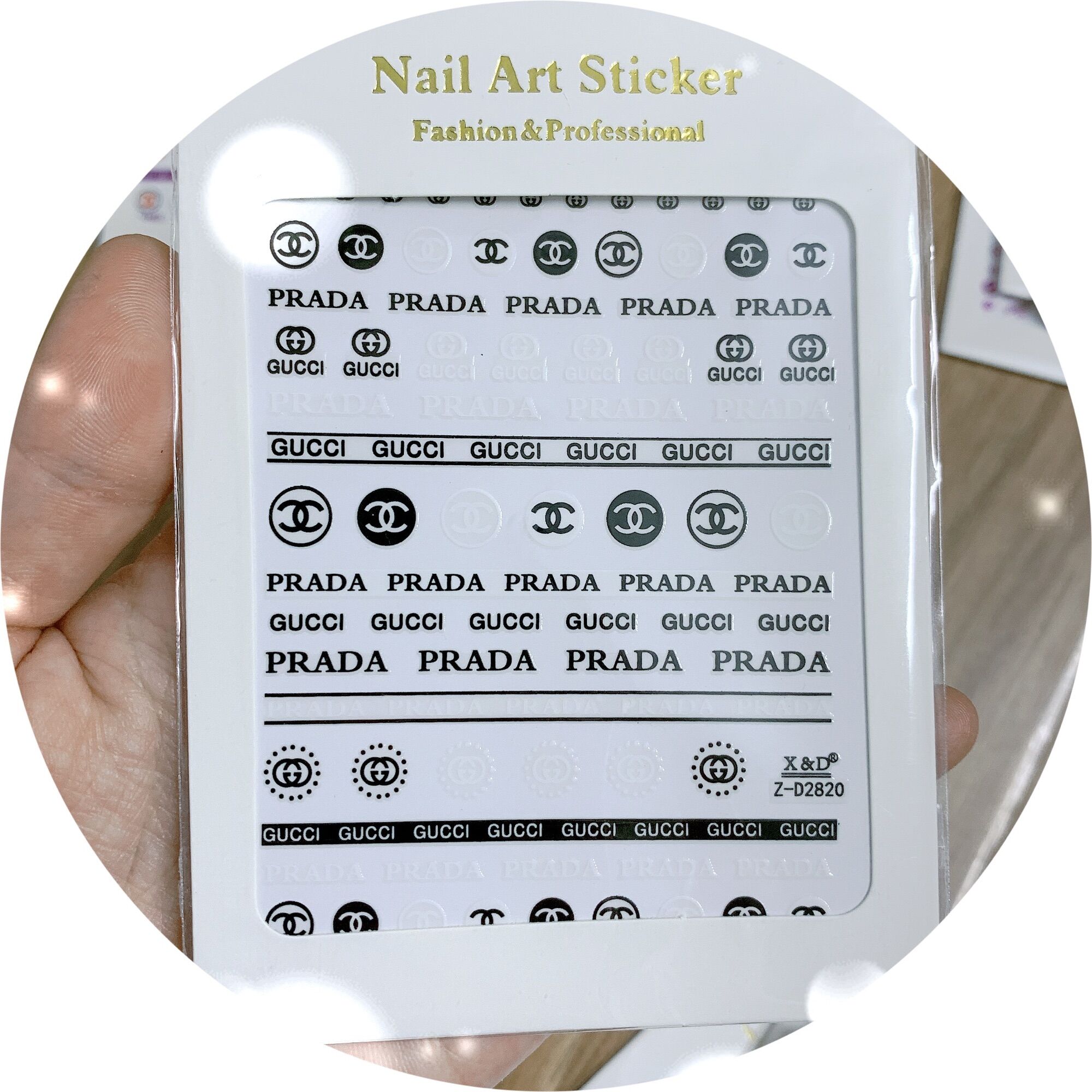 Sticker chanel dán móng giá rẻ (LanChiNail)