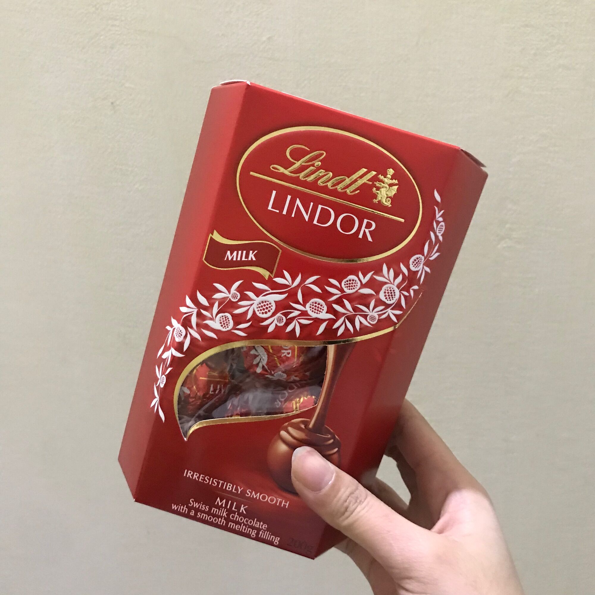 Socola Lindt Lindor Cornet Milk/Assorted Hộp 200g