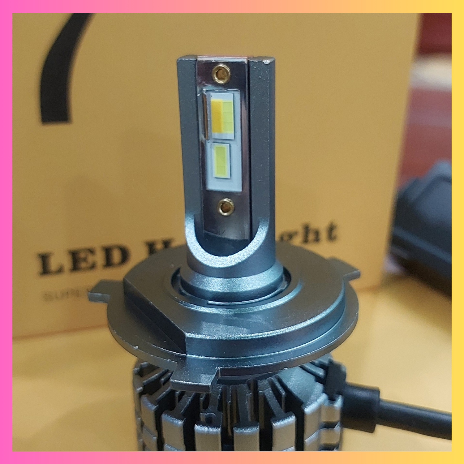 Pha led 3 màu vàng, vàng nắng, trắng l7 , có đầy đủ các chân h4, h7, h11, 9005,9006 phụ tùng đèn pha