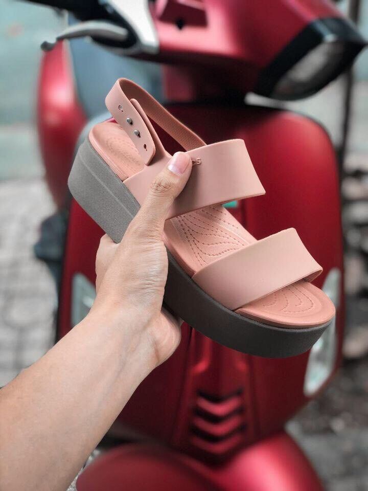 GIÀY SANDAL CROCS-BROOKLYN