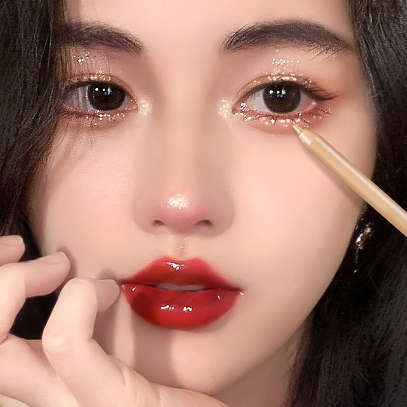 Bút nhũ mắt bắt sáng sweet mint