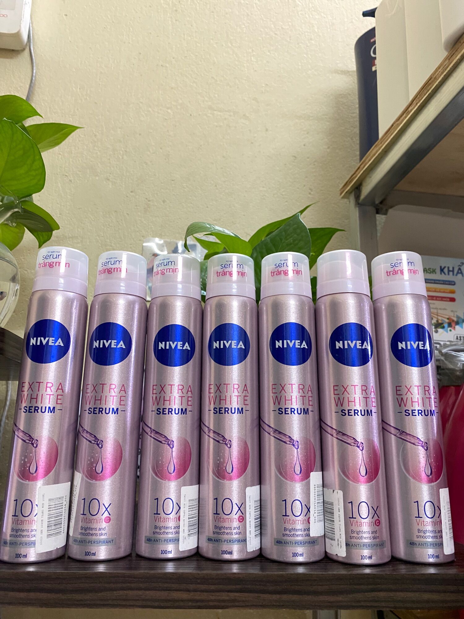 Xịt ngăn mùi Nivea Serum trắng mịn100ml