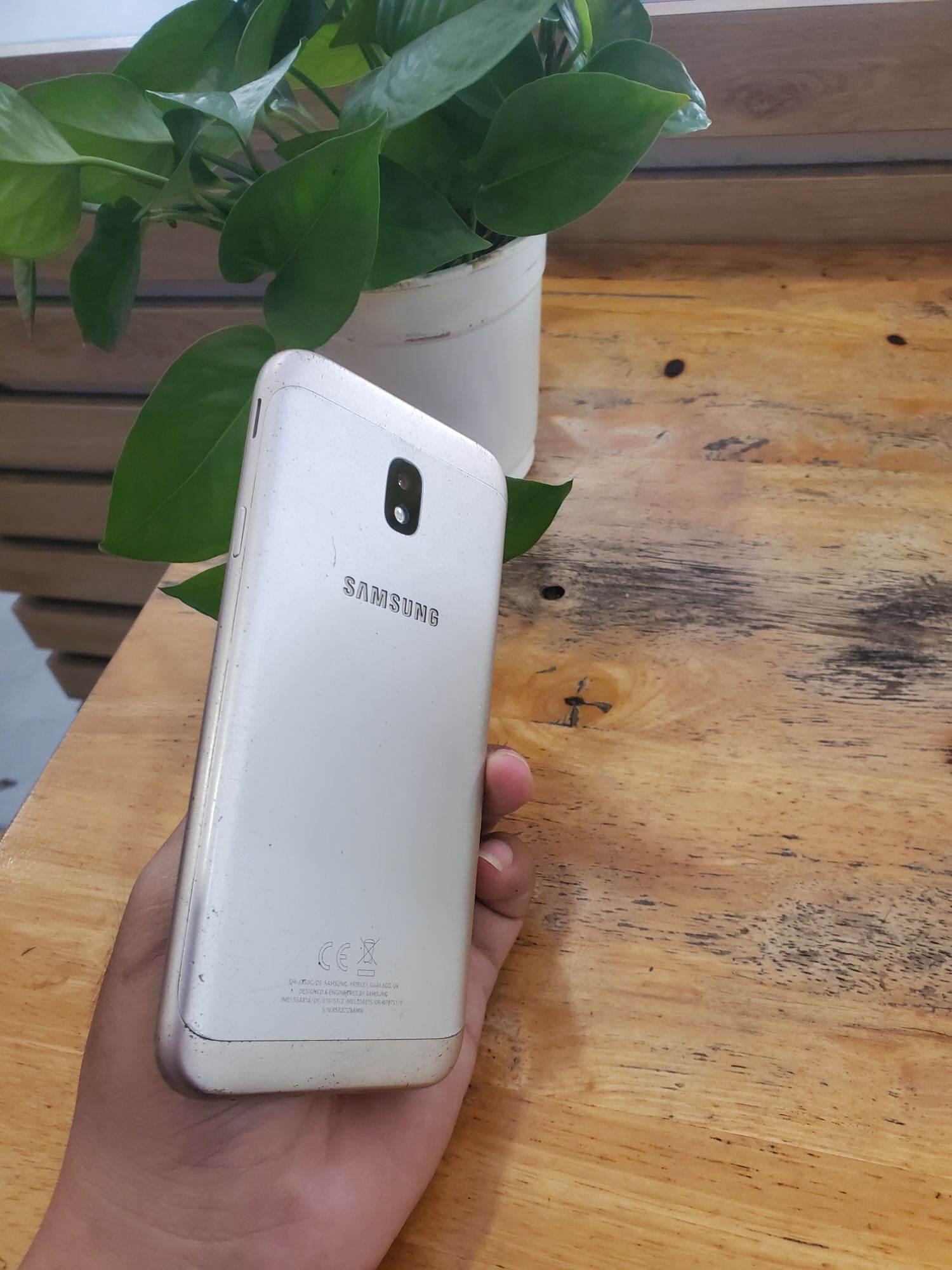 Điện thoại samsung j3pro