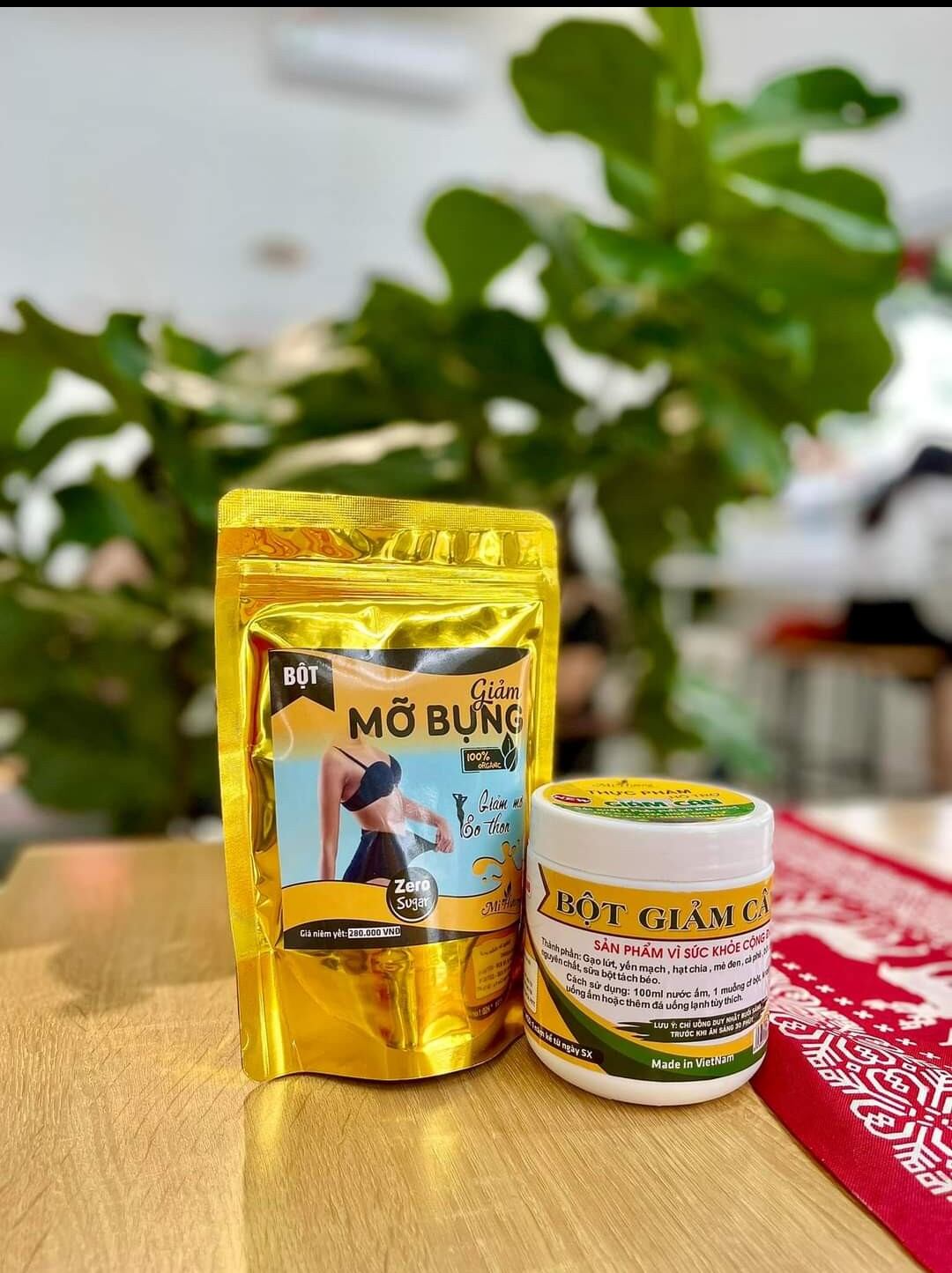 Combo ngũ cốc giảm cân mị hương - hoàn toàn từ gạo lứt, yến mạch, mè đen, hạt chia, lá sen