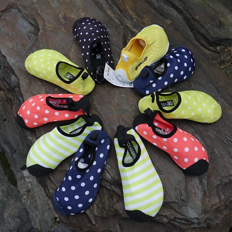 Giày lội suối đơn lẻ kém thanh lọc giày lội nước đi biển giày bơi trẻ em - ảnh sản phẩm 1