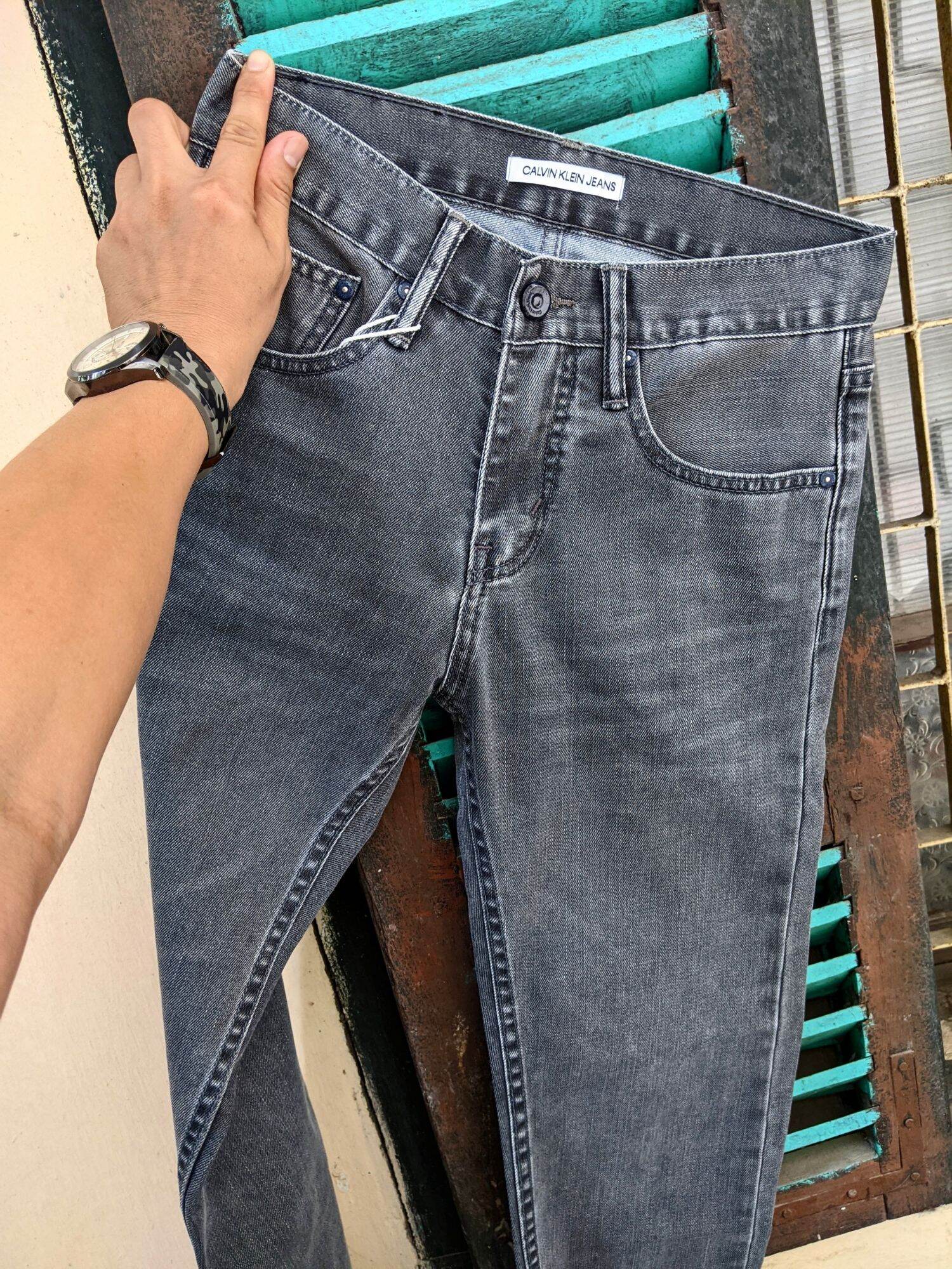 quần jeans ck màu xám tro form đứng chất đẹp
