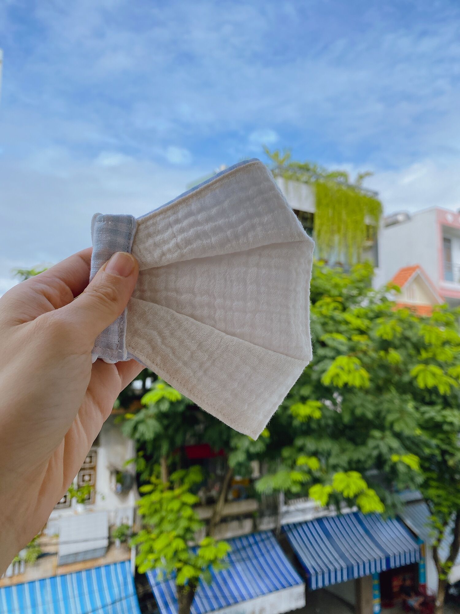 Khẩu trang vải Muslin họa tiết