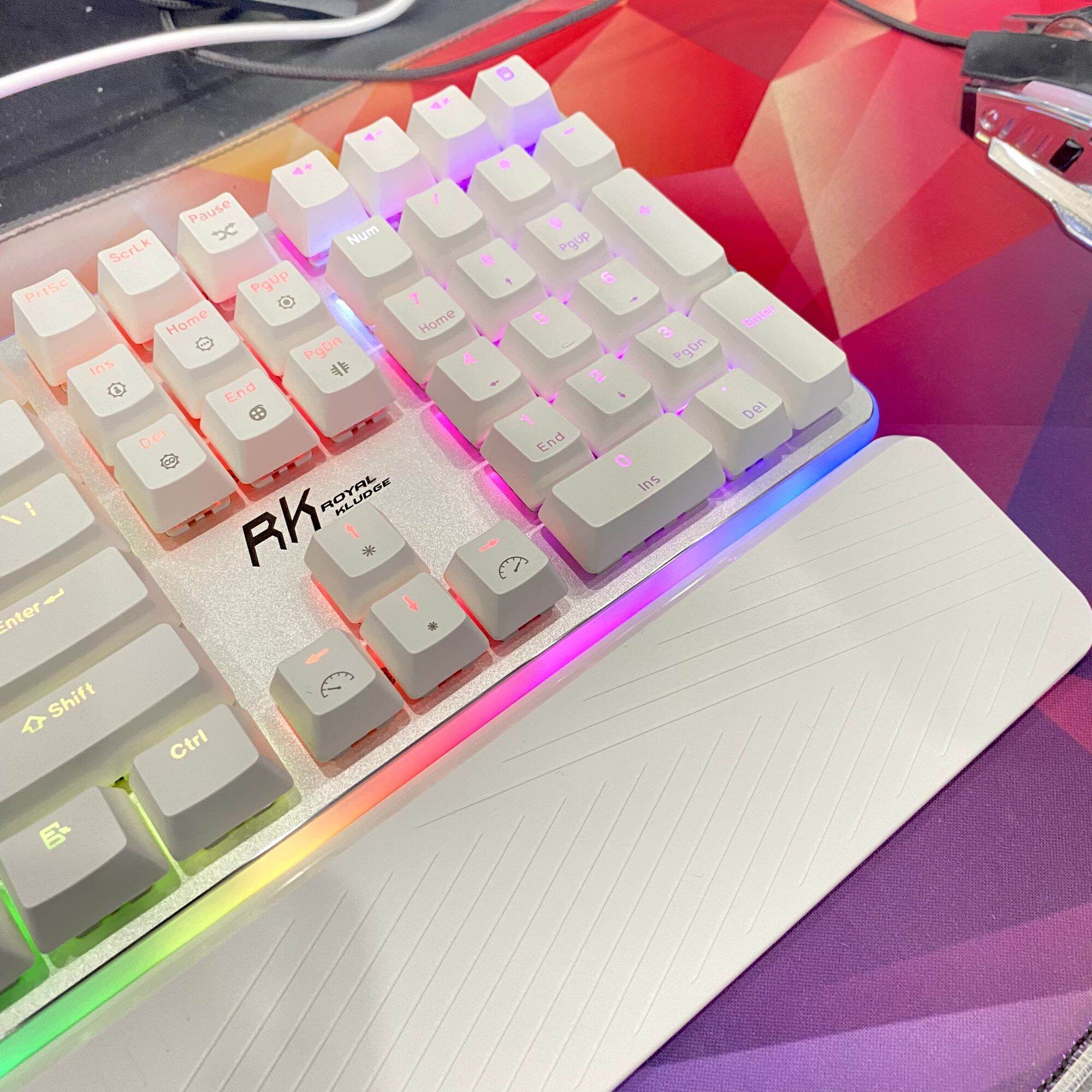 BÀN PHÍM CƠ ROYAL KLUDGE RK918 PRO WHITE BLUE SWITCH