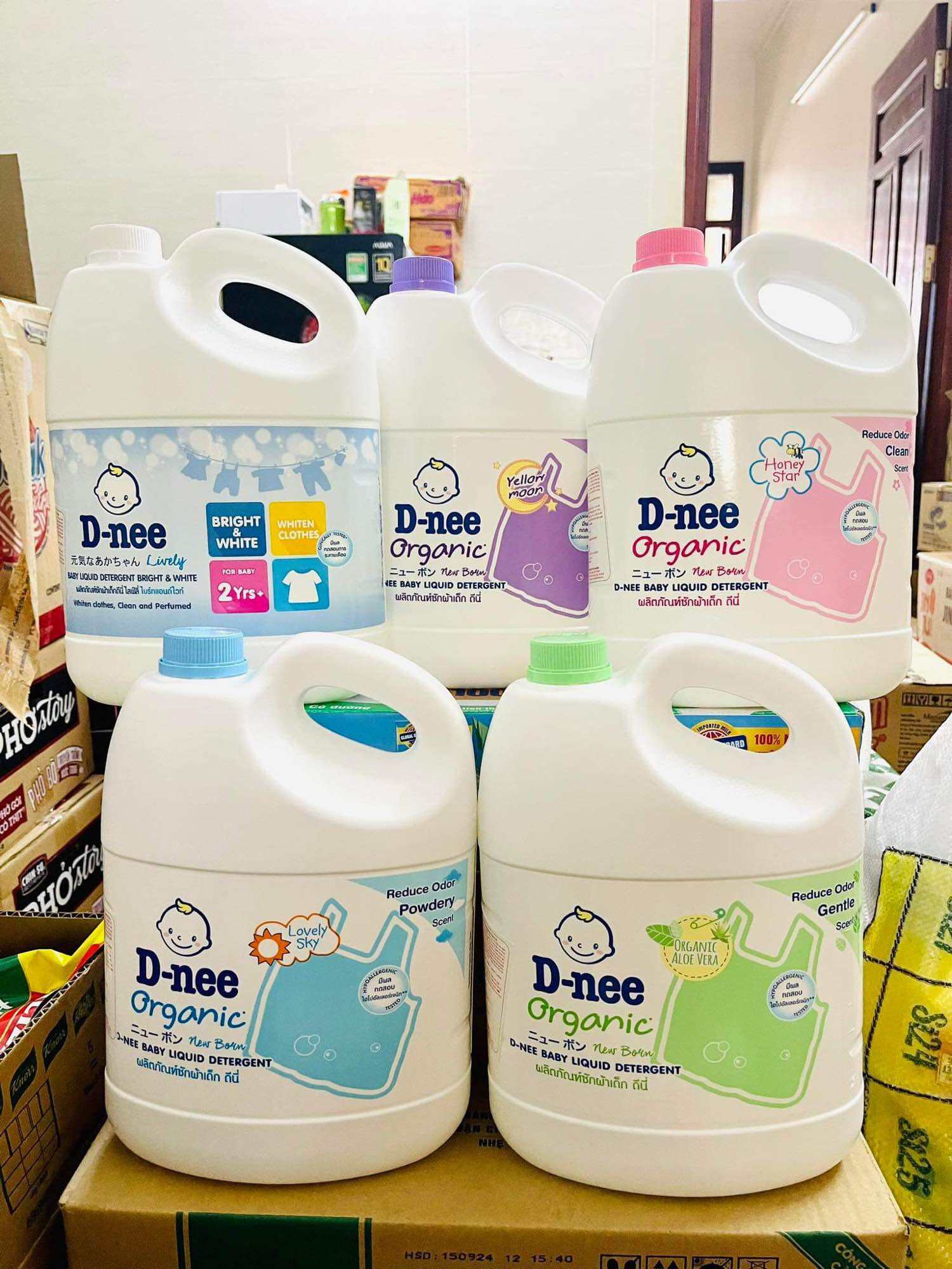 Tem Đại Thịnh  Nước Giặt Dnee Thái Lan can 3000ml  Cam Kết Hàng Chính