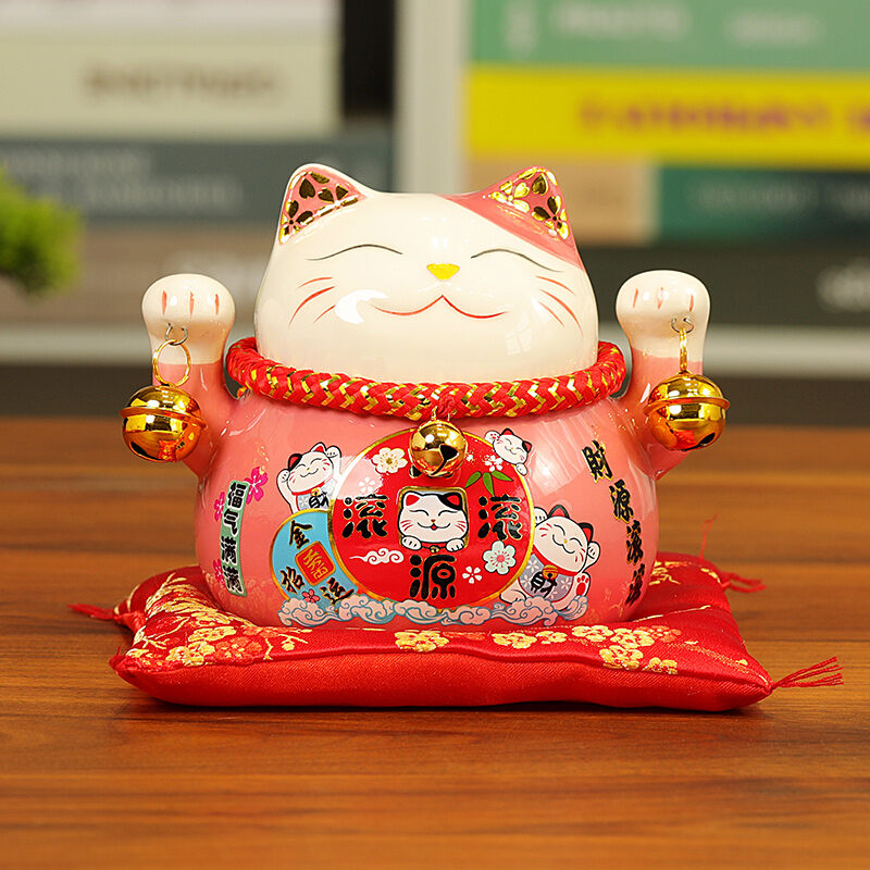 Đồ trang trí nhỏ mèo chiêu tài thượng trang gốm sứ khai trương hũ đựng tiền hình vuông sáng tạo trang trí cửa hàng gia dụng quà tặng khai trương mèo phát tài