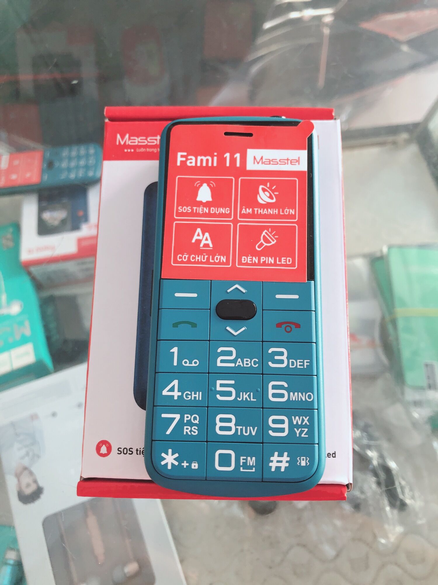 Điện thoại Masstel Fami 11