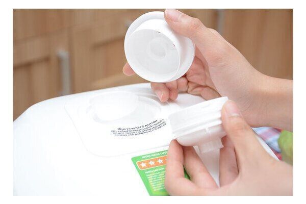 Nồi cơm điện tử Sharp 1.8 lít KS-COM18V - Hàng chính hãng