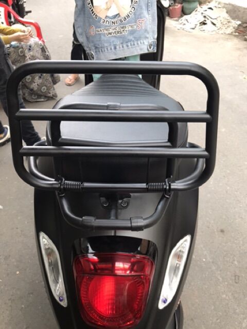 BAGA SAU VESPA SPRINT/PRIMAVERA