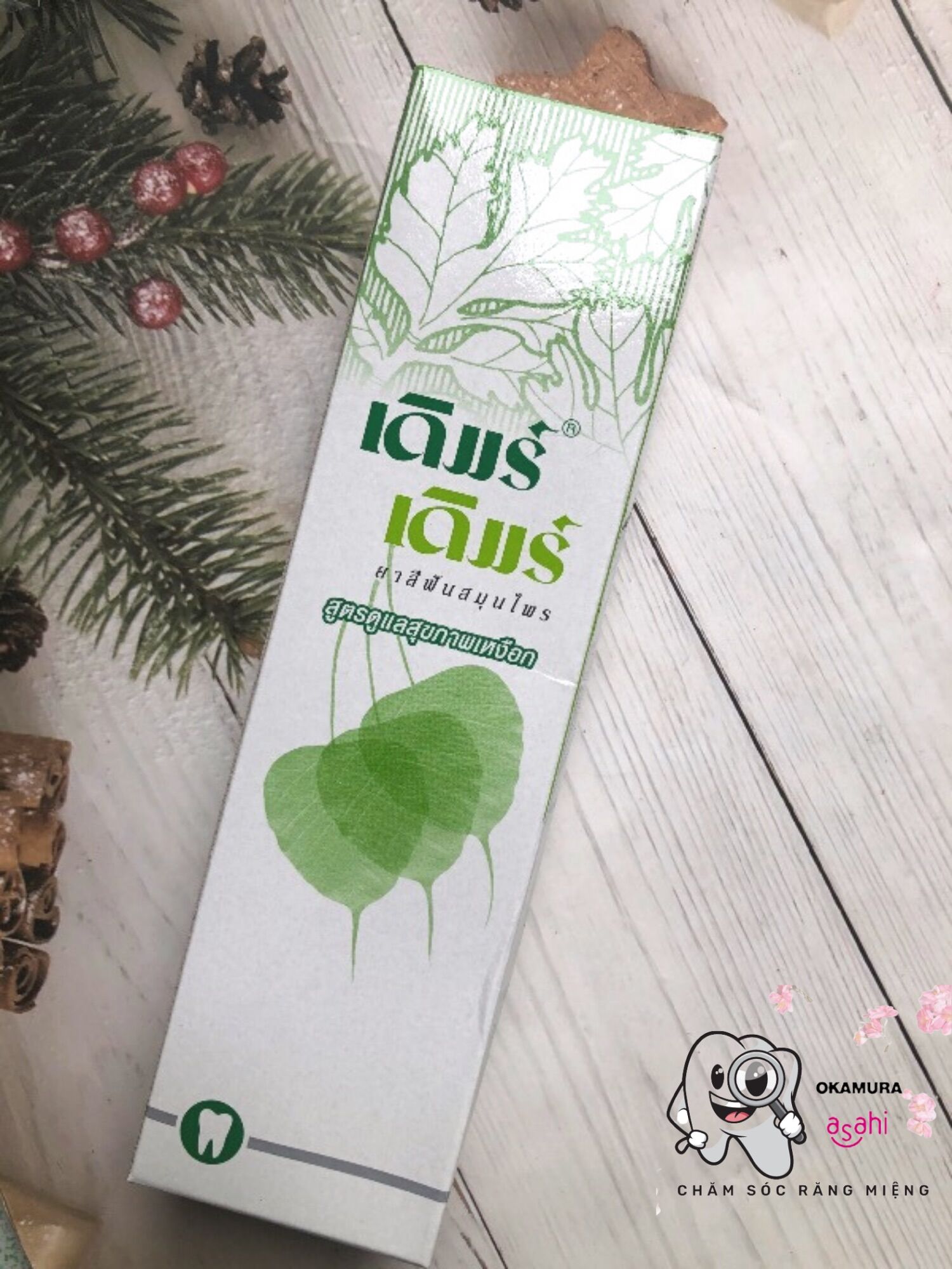 Kem Đánh Răng Thảo Dược DERM DERM 160g Thái Lan