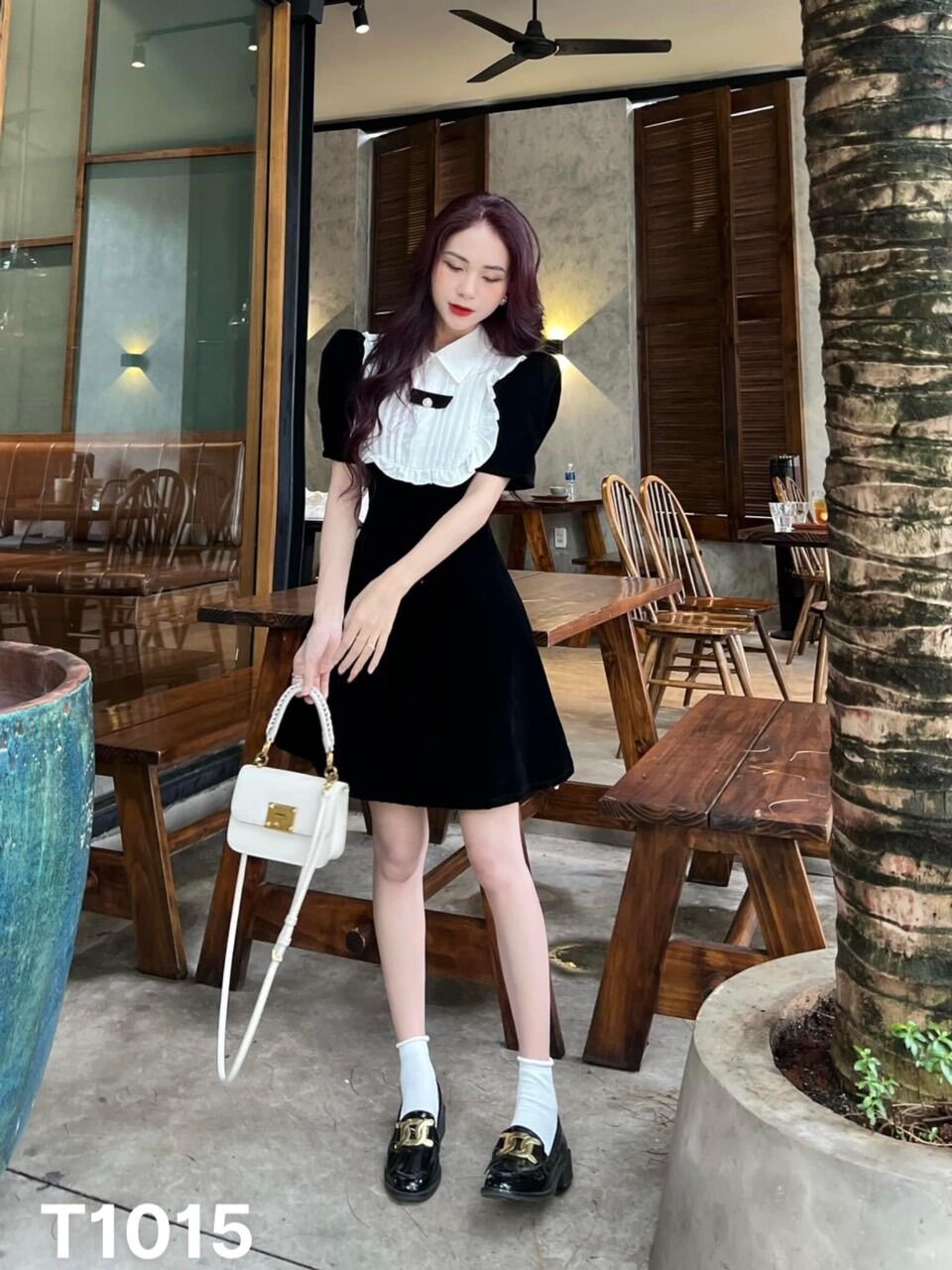 Đầm yếm xoè phối nơ xinh lung linh