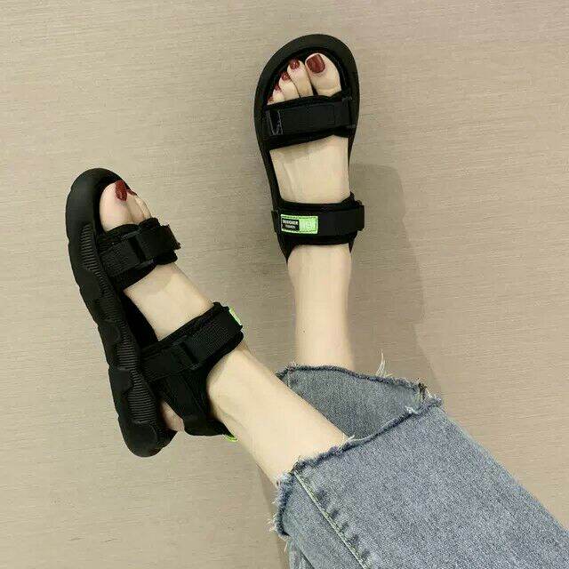 giày sandal học sinh quay dán hot 2021