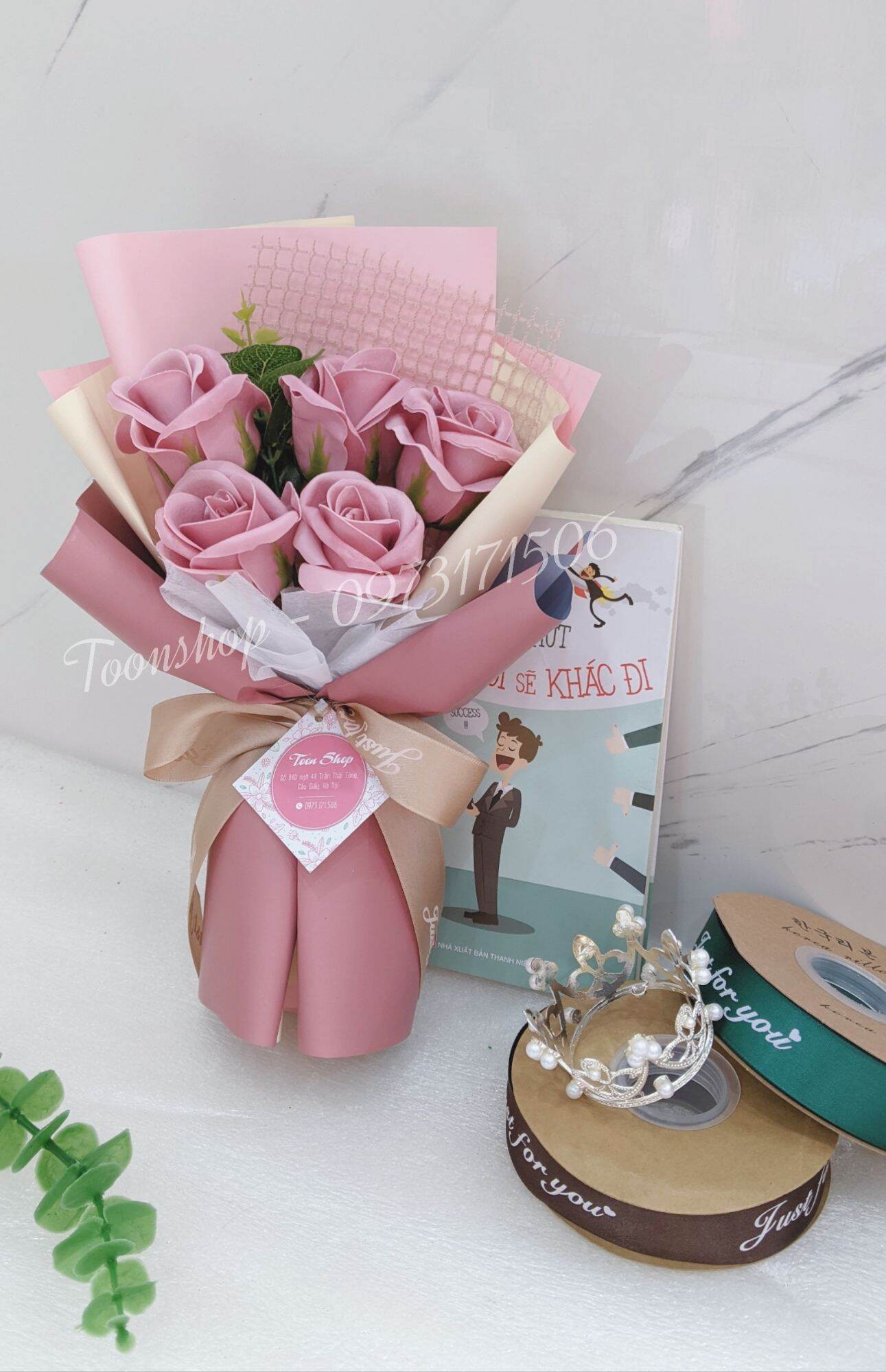 Bó hoa sáp 5 bông kèm túi-thiệp-đèn [set quà tặng 20/10; 8/3; quà tặng công ty. sự kiện...]