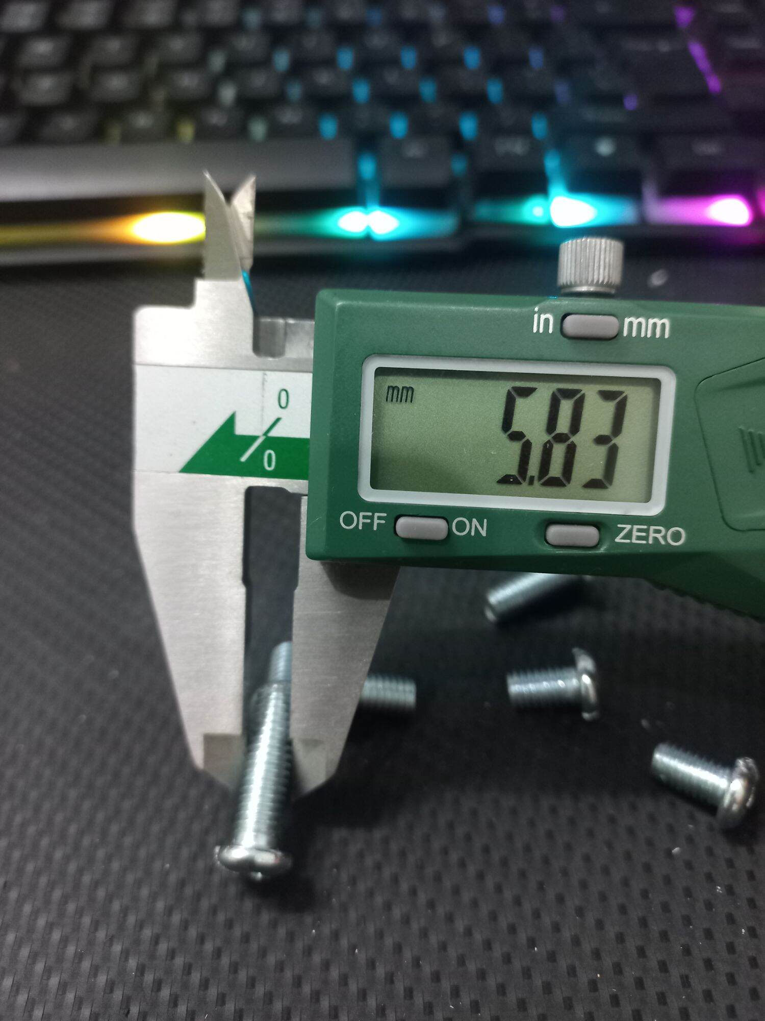 vít bake đầu tròn thân bulong m6 túi 50con