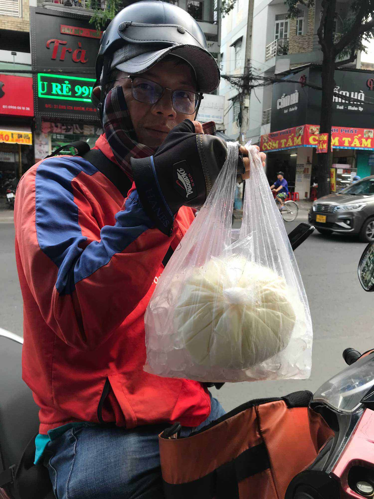 Set 2.5 kí Sữa bò tươi nguyên chất vắt từ trại bò sữa